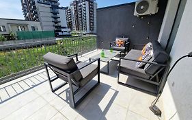 Sector3 Modern Living And Terrace